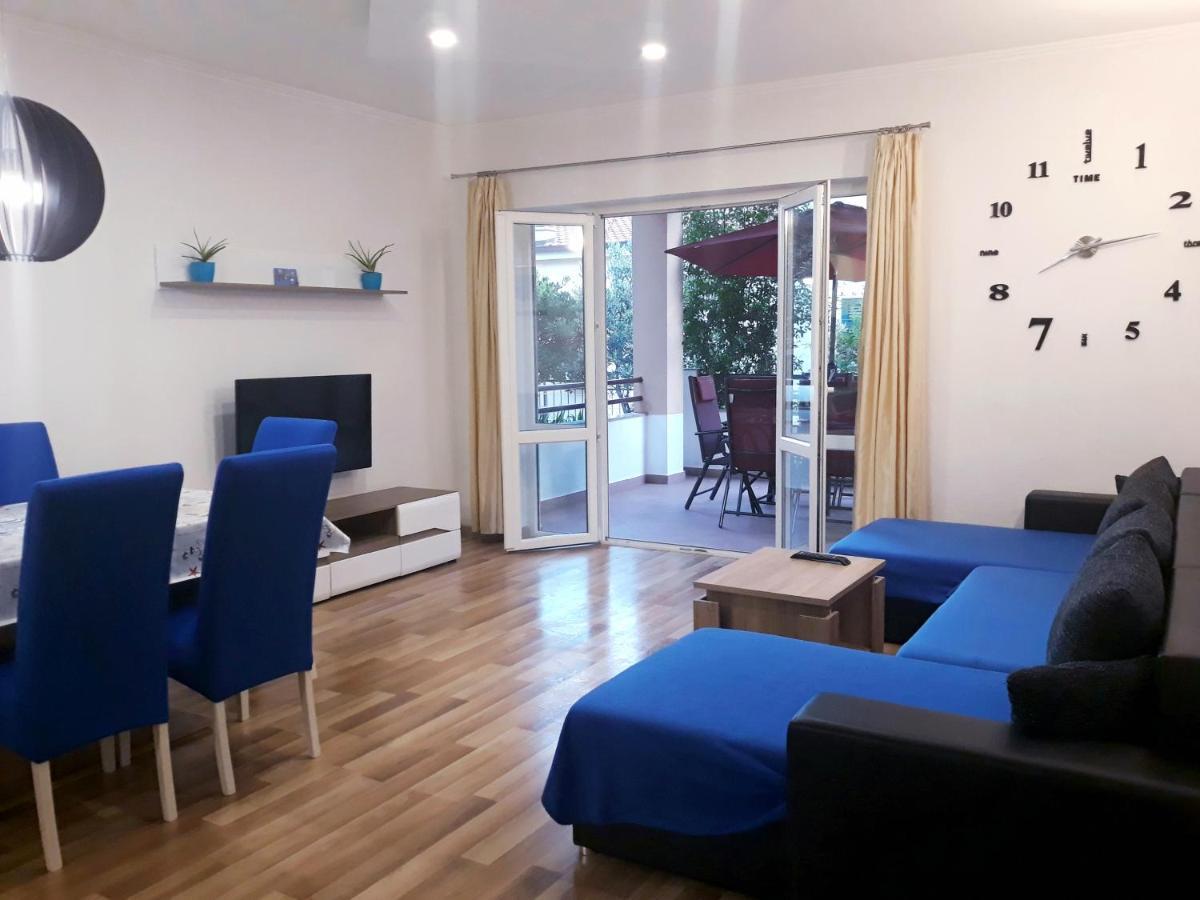 Apartmani I Soba Andrijasevic マカルスカ エクステリア 写真