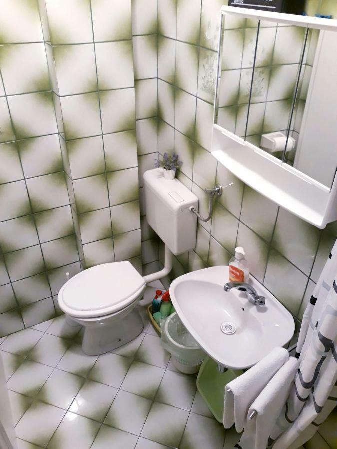 Apartmani I Soba Andrijasevic マカルスカ エクステリア 写真