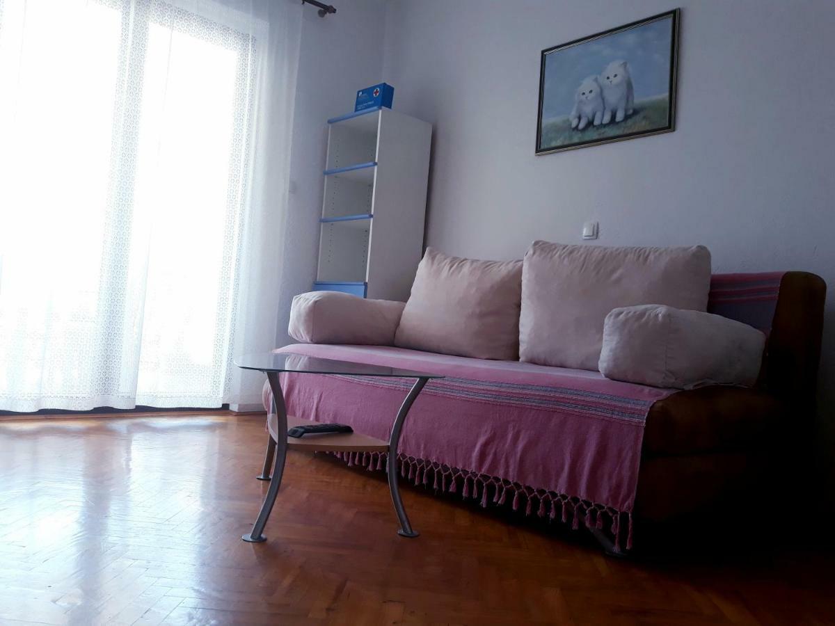 Apartmani I Soba Andrijasevic マカルスカ エクステリア 写真
